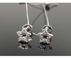 Best Diamonds Balto aukso auskarai su briliantais