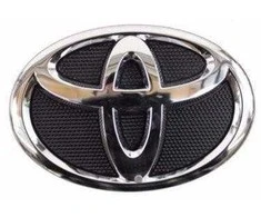 AUTENTIŠKAS Toyota Camry 07 - 09 Juodas ir chromuotas kapoto emblemų priekinės grotelės ženklelis