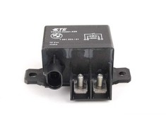 BMW 3 E90 E91 E92 F30 F31 5 E60 E61 F10 F11 6 E63 E64 Relė Originalus 61366901819