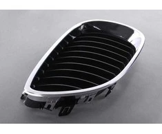 Bmw 5 E60 E61 Dešinės Pusės Grilė Originalus 51137027062