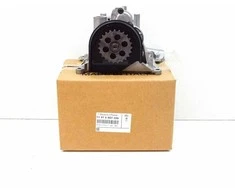 BMW 7 F01 F02 vakuuminis alyvos siurblys 11418507325 GENUINALUS