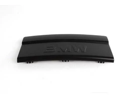 Originalus BMW E34 valstybinio numerio ženklo šalinimo skydelio apdailos dangtelis juodas 51111978089 NAUJAS