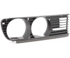 BMW E30 grotelės kairės pusės originalios 51131876091
