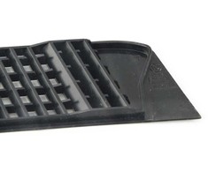 BMW E38 variklio dangčio ventiliacijos grotelės kairėje originalios 51138166657
