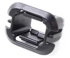 BMW E46 durų slenksčių apdailos spaustukas, tvirtinimo apkaba Originalus 51478229316