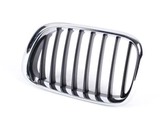 BMW E53 priekinės radiatoriaus grotelės originalios 51138402645