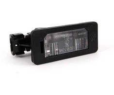 BMW E70 E71 E93 valstybinio numerio ženklo žibinto mazgas originalus 63267176934