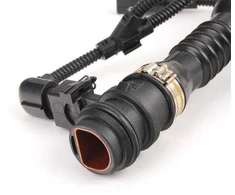 BMW E70 E90 variklio oro įsiurbimo žarna originali 13717808158