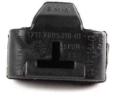 BMW E81 E87 E93 guminis apatinio radiatoriaus laikiklio įdėklas originalus 17117805310