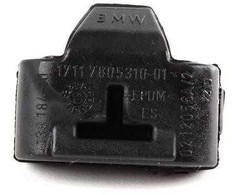 BMW E81 E87 E93 guminis apatinio radiatoriaus laikiklio įdėklas originalus 17117805310