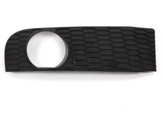 BMW E83 priekinio bamperio rūko žibinto grotelės kairės pusės originalios 51113414311