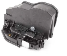 BMW E87 F20 E90 F30 F31 durų užrakto spyna su varikliu kairėje 51217202145