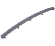 BMW E90 bamperio grotelių apdailos centras originalus 51117134095