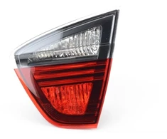 Bmw E90 Galinis Žibintas Bagažinės Dangtyje Dešinysis Originalus 63210406884