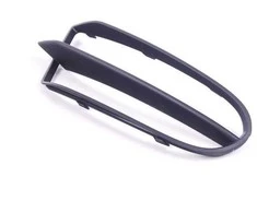 BMW E92 E93 Apatinio bamperio grotelės dešinėje originalios 51118050586