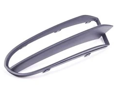 BMW E92 E93 bamperio apatinės grotelės apdailos detalė kairė originali 51118050585
