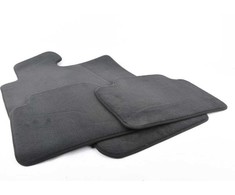 BMW E92 grindų kilimėlių rinkinys Originalus 51477316600