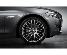 BMW F10 F11 F12 F13 Scheibenrad Leichtmetall Ferri Originalus 36116792597