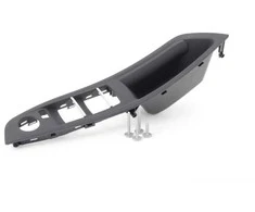BMW F10 F11 priekinių durų traukos rankena kairė apdailos detalė originali 51417225865