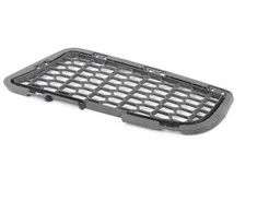 BMW F10 grotelės priekinės dešinės pusės apatinės originalios 51118047394