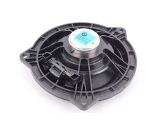 BMW F12 F13 Vidutinio dažnio garsiakalbis originalus 65139175697