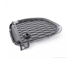 BMW F15 priekinis bamperis, uždarytos M grotelės, kairės pusės originalios 51118064635