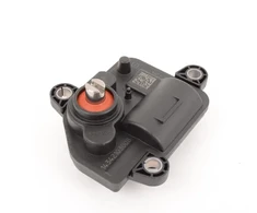 BMW F20 F44 išmetimo vožtuvo valdymo vožtuvas originalus 18308632154