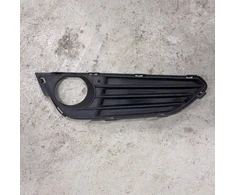 Bmw F22 F23 Dešinė Uždara Grotelė Originalus 51117293842