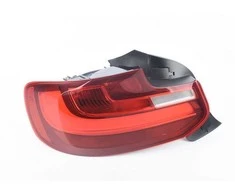 BMW F22 F23 F82 228i M235i M240i Galinis vairuotojo kairės pusės galinio žibinto žibintas 63217295427 originalus