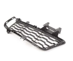 BMW F30 priekinio bamperio grotelės Kairė originali 51118068125