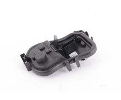 BMW F32 F82 galinio žibinto lemputės lizdas kairėje pusėje originalus 63217366065