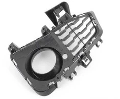 BMW F32 priekinio bamperio rūko žibinto grotelės Dešinė originali 51118054508