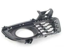 BMW F34 priekinio bamperio rūko žibinto grotelės kairės pusės originalios 51118057323