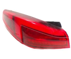 BMW F44 galinis žibintas šoniniame kairiajame skydelyje originalus 63217465465