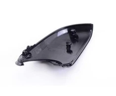 BMW F45 F46 F48 apatinė korpuso dalis dešinėje pusėje Originali 51167386572