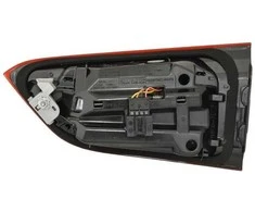 Bmw X1 F48 LCI Galinės Šviesos Užpakalinės Durys Lėmė Kairėje Originalus 63217477717
