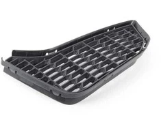 BMW F80 F82 F83 priekinis bamperis, atviros grotelės, dešinė pusė, originali 51118054302