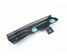 BMW F80 F82 M4 radiatoriaus priekinės panelės laikiklis apatinis dešinysis originalus 51648055742