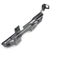 BMW F80 Radiatoriaus priekinės panelės laikiklis apatinis kairysis originalus 51648055671