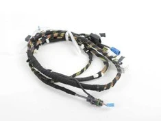 BMW F82 laidų bagažinės dangtis originalus 61126831264