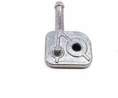 BMW G01 galinis dešinysis kronšteinas rezonatorius originalus 18308593696