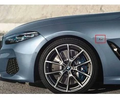BMW G20 G15 G01 G02 emblema su ženkliuku 51148090642 Originali