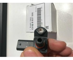 BMW G20 G32 F20 F21 F22 F22 F44 F45 Įsiurbimo kolektoriaus slėgio jutiklis originalus 13628637896