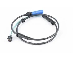 BMW G30 F90 G31 G32 priekinių stabdžių trinkelių nusidėvėjimo jutiklis. Originalus 34356890788