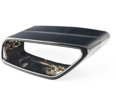 BMW G30 galinis kairysis išmetimo vamzdžio antgalis originalus 18308631960
