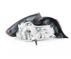 BMW galinio keleivio dešinės pusės galinio žibinto lempa 63217295428 originali