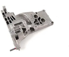 BMW generatoriaus laikiklis 12317533840 Originalus