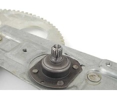 BMW Langų Pakėlėjas Priekinis Dešinysis 1502 2002tii 03 1966 07 1977 Originalus 51321801136