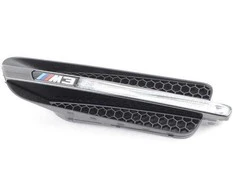BMW M3 E90 priekinis sparnas, juodos chromuotos grotelės, kairės 51137981105 Originalus