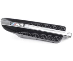 BMW M3 E90 priekinis sparnas, juodos chromuotos grotelės, kairės 51137981105 Originalus
